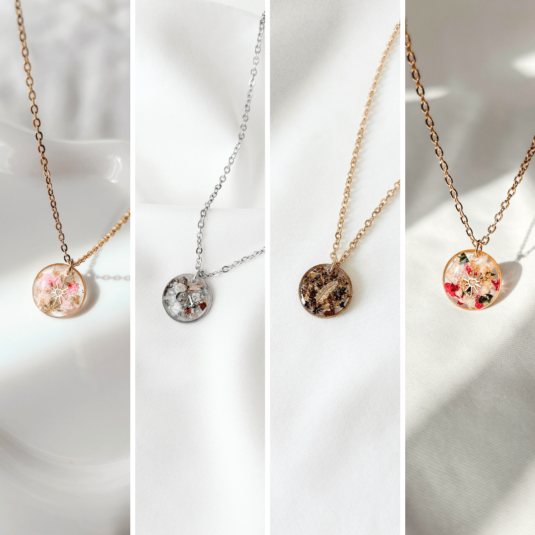 COLLIER PETIT FLEURS SÉCHÉES