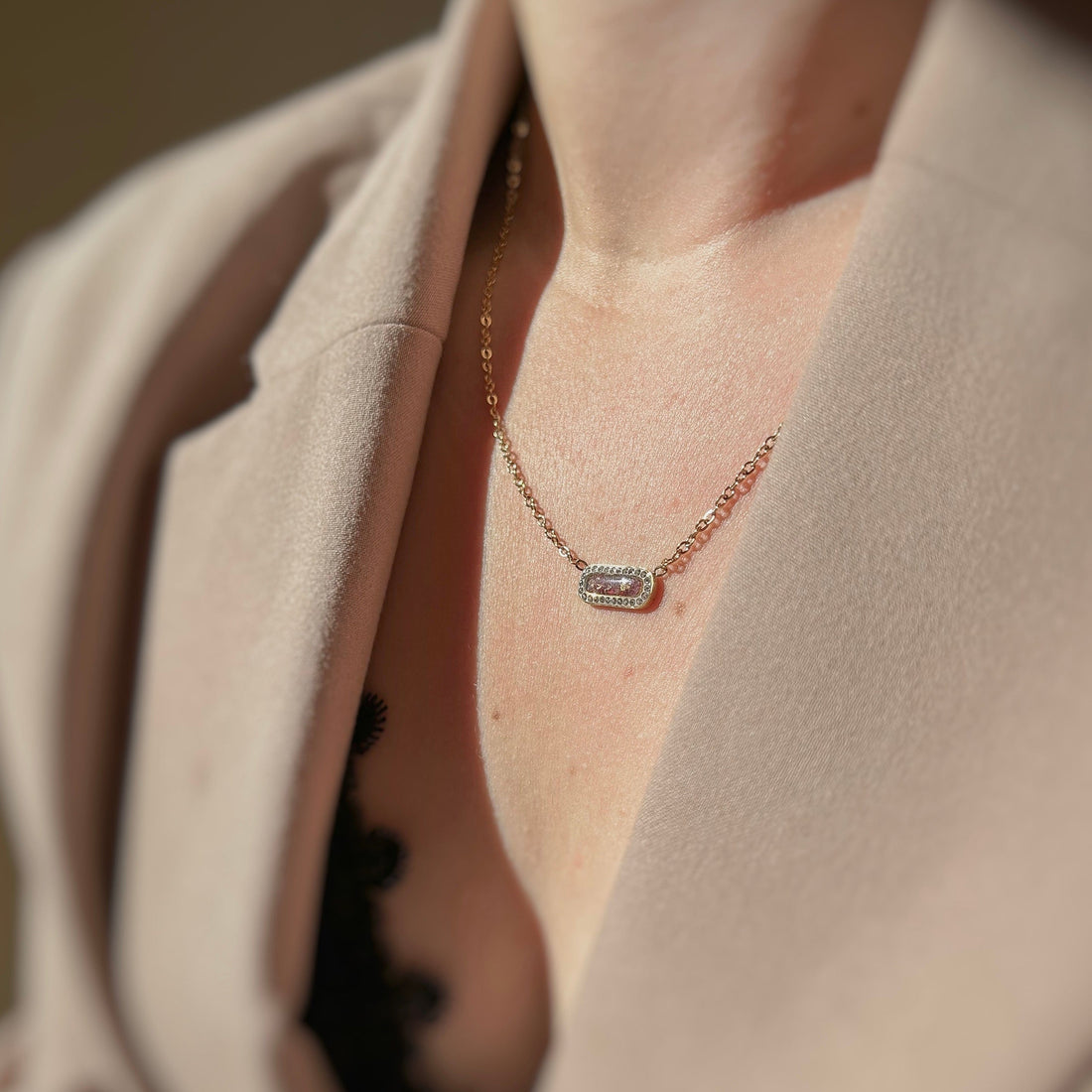 COLLIER DÉLINESS