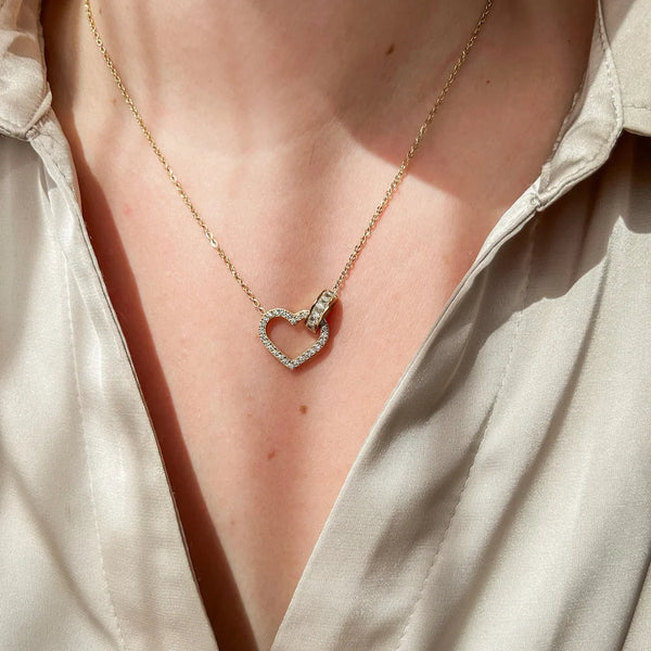 COLLIER ALICE