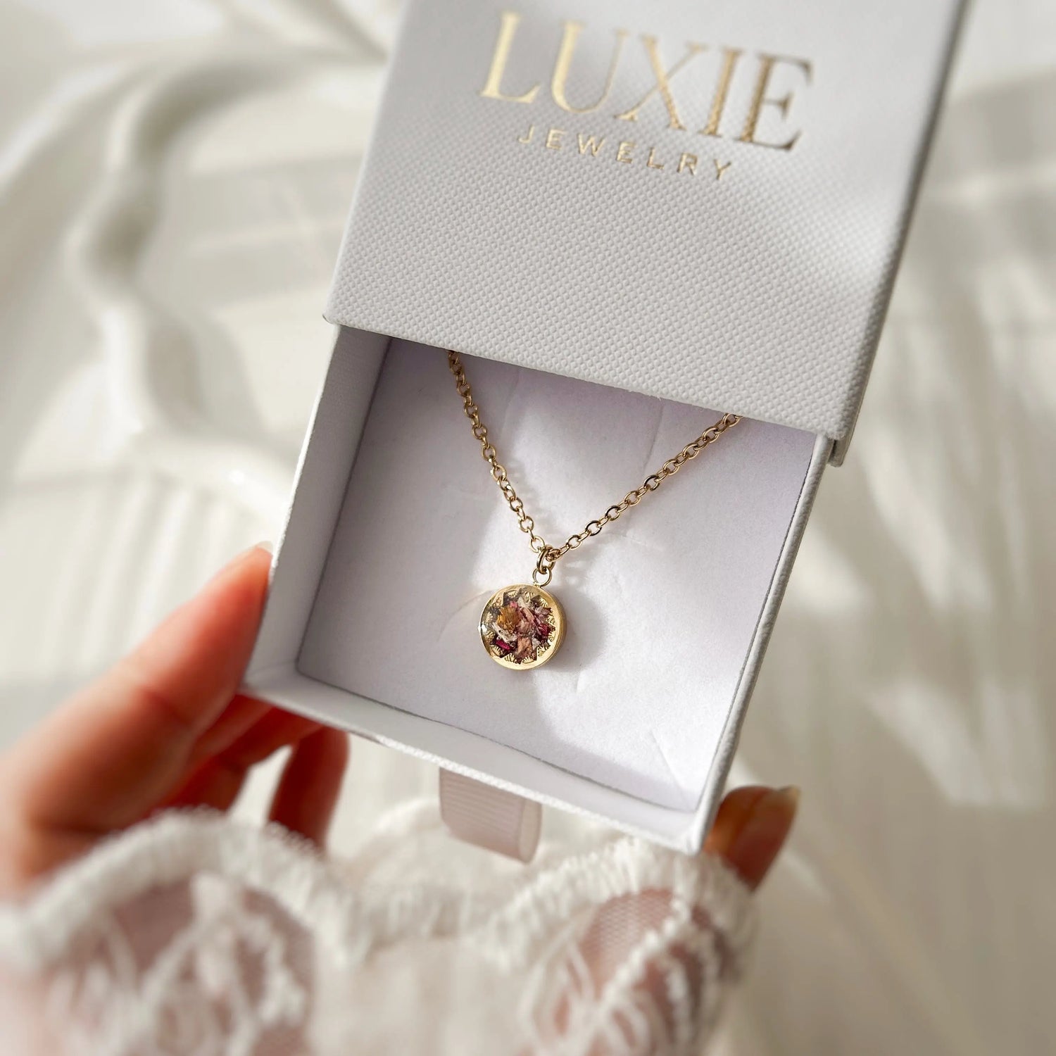 BIJOUX SOUVENIR COLLIERS DORÉ COLLIER ANYA